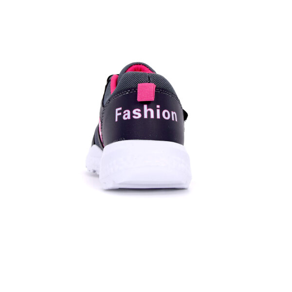 SPORTSCHUHE