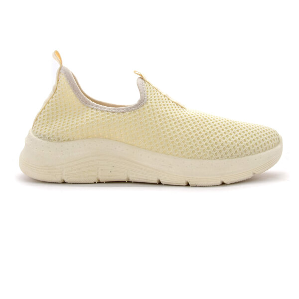 SPORTSCHUHE