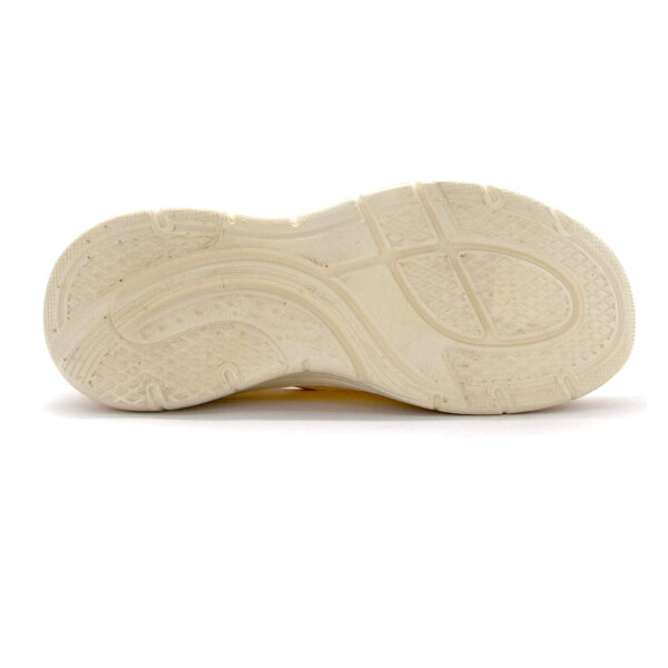 SPORTSCHUHE