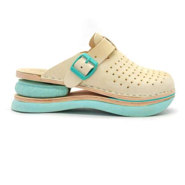 CLOGS MIT KISSEN