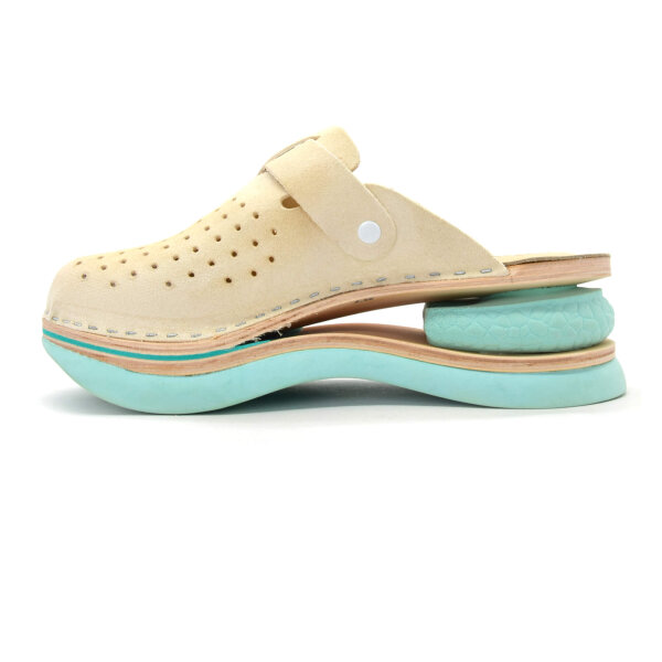 CLOGS MIT KISSEN