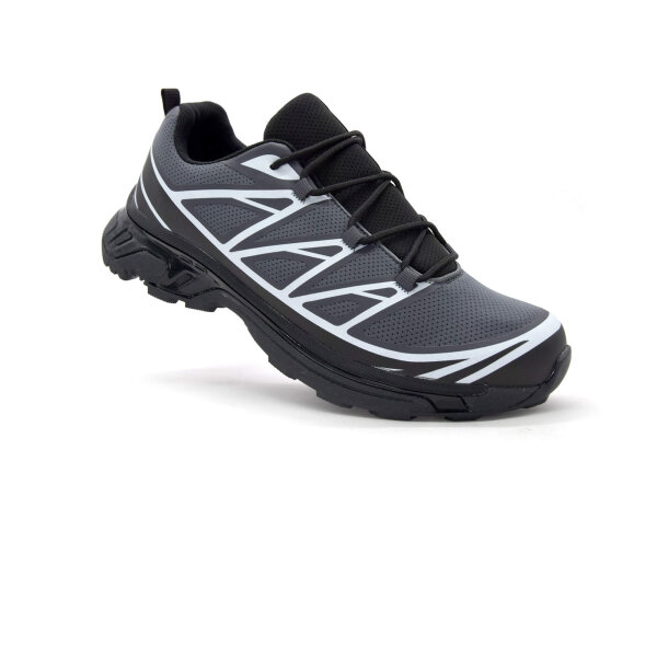 SPORTSCHUHE