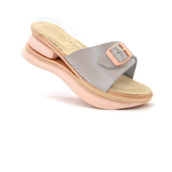 CLOGS MIT KISSEN