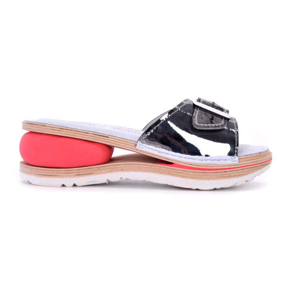 CLOGS MIT KISSEN