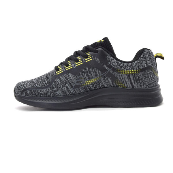SPORTSCHUHE