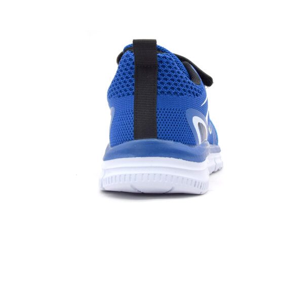 SPORTSCHUHE
