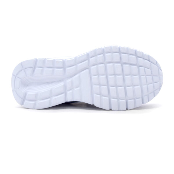 SPORTSCHUHE