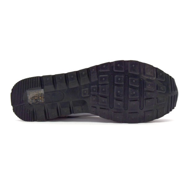 SPORTSCHUHE