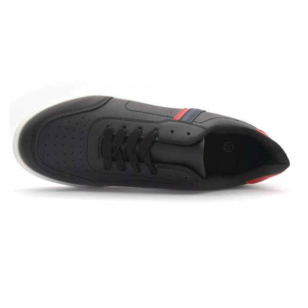 SPORTSCHUHE