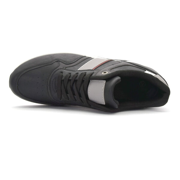 SPORTSCHUHE