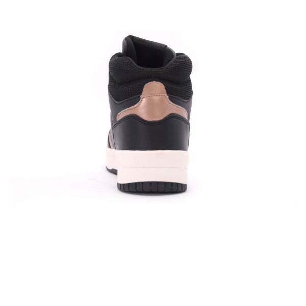 SPORTSCHUHE UTKA