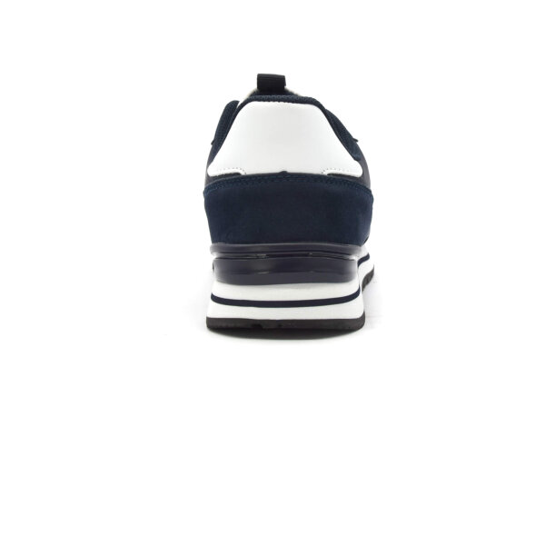 SPORTSCHUHE