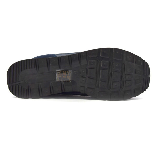 SPORTSCHUHE