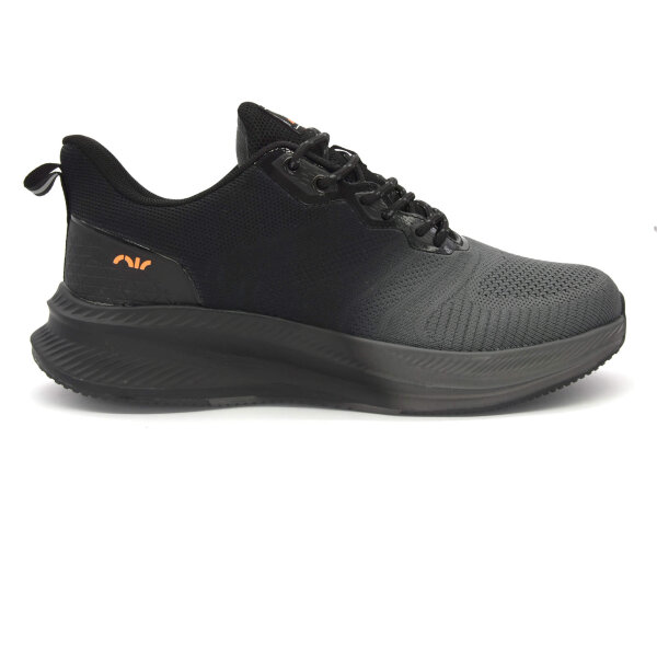 SPORTSCHUHE