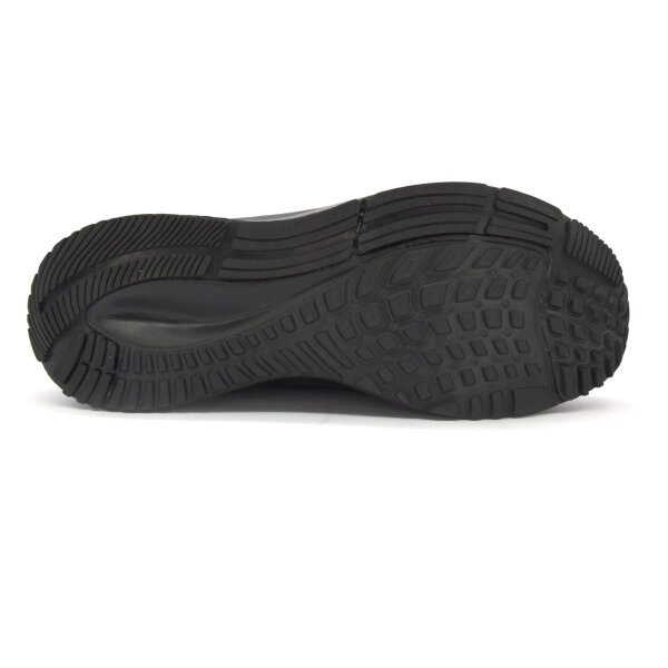 SPORTSCHUHE
