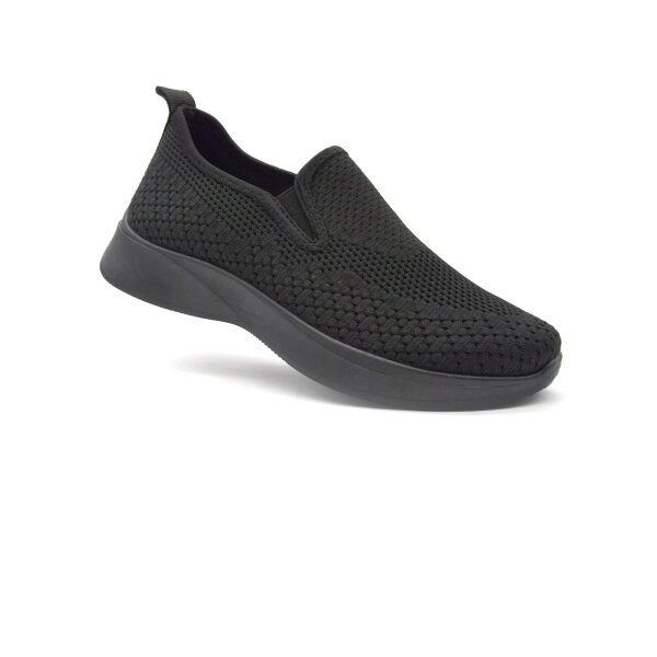 SPORTSCHUHE