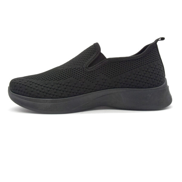 SPORTSCHUHE