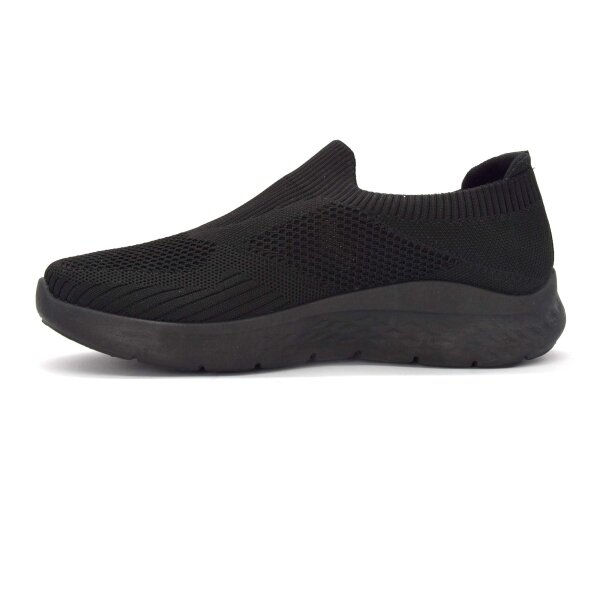 SPORTSCHUHE