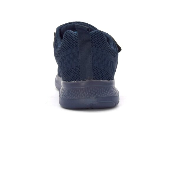SPORTSCHUHE