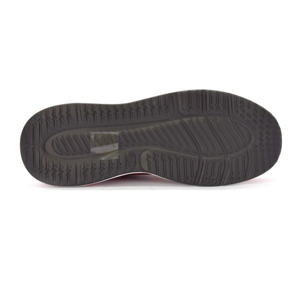 SPORTSCHUHE