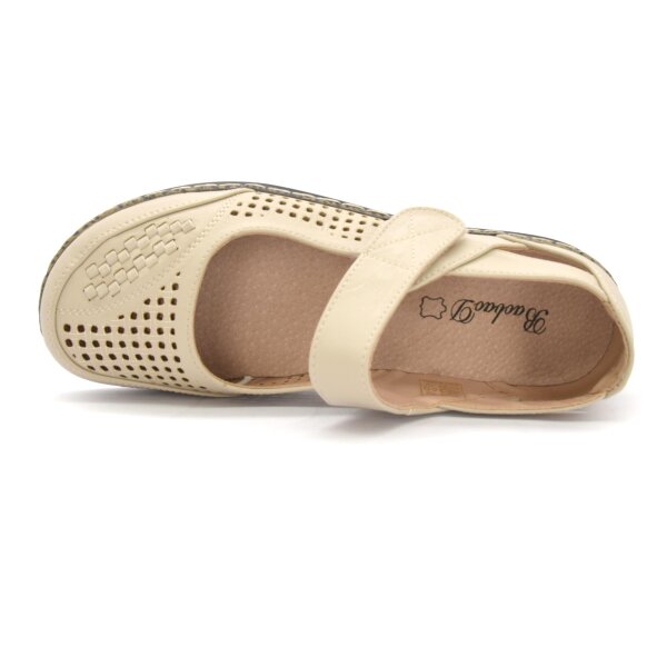 SCHUHE