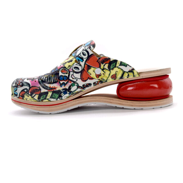 CLOGS MIT KISSEN