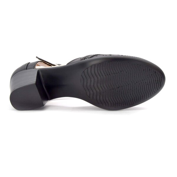SCHUHE