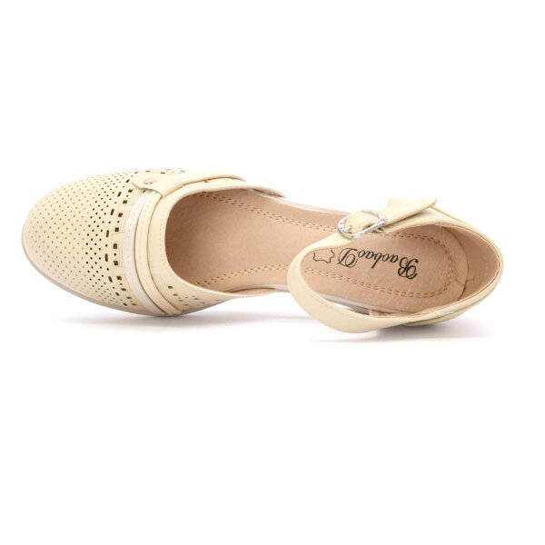 SCHUHE