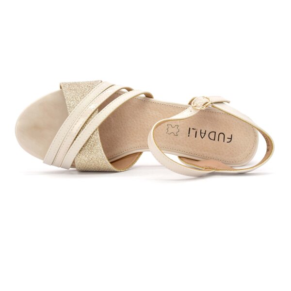 SANDALEN,