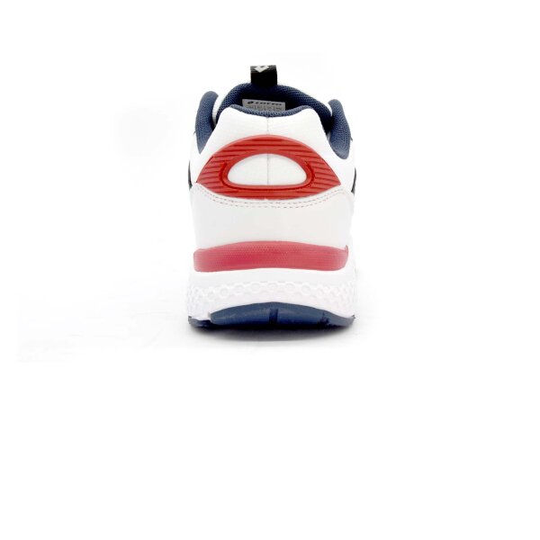 SNEAKER ARAS
