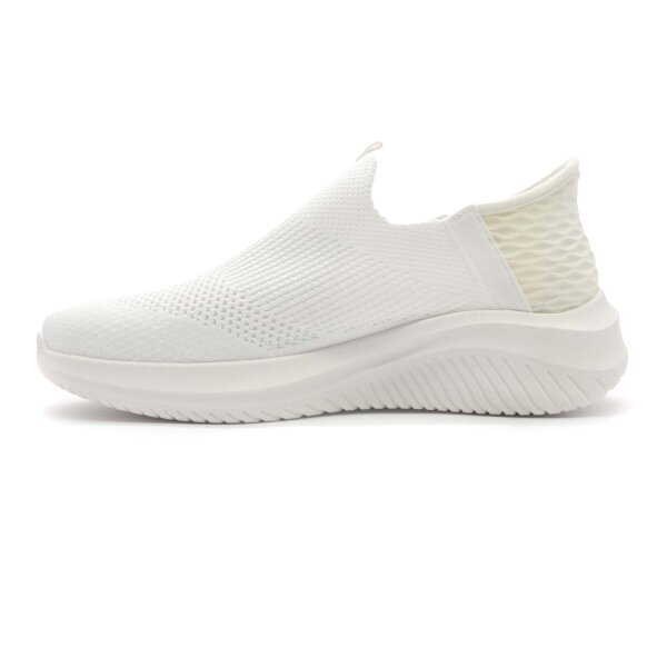 SPORTSCHUHE