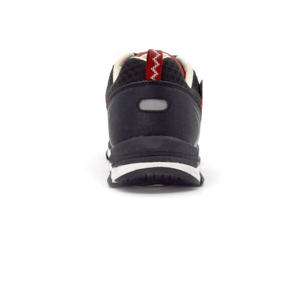 TREKKING SNEAKERS