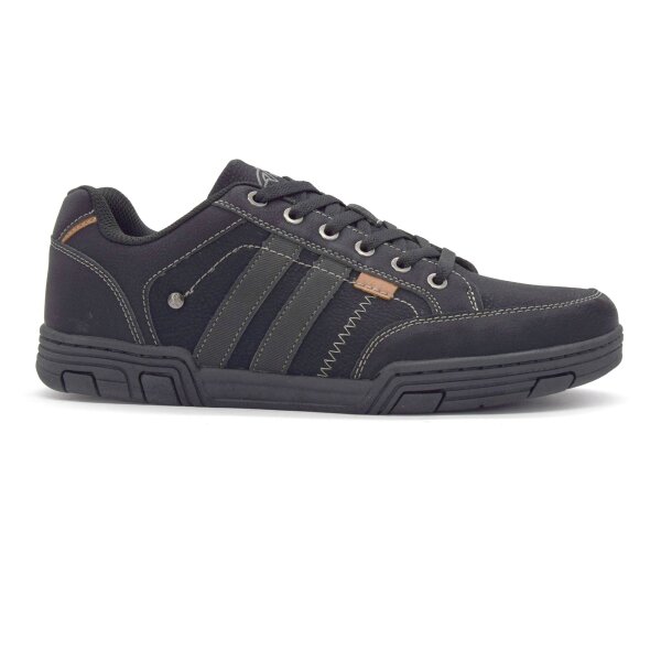 SPORTSCHUHE