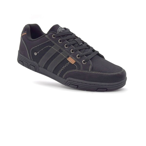 SPORTSCHUHE