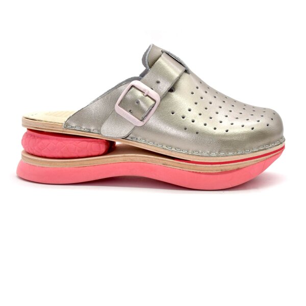 CLOGS MIT KISSEN
