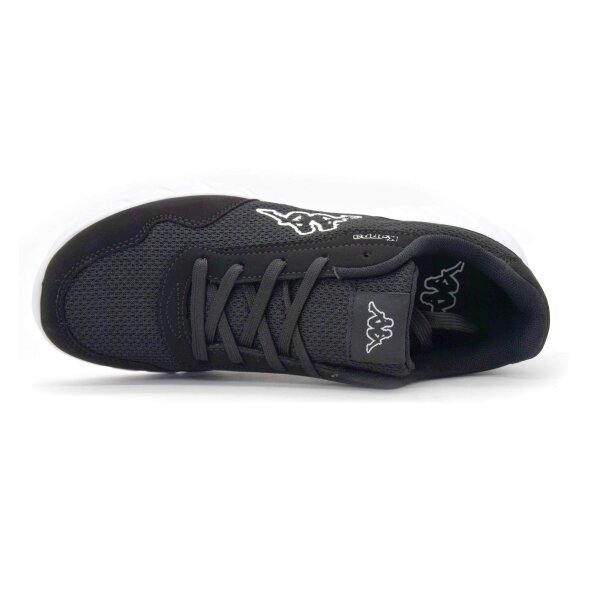 SPORTSCHUHE