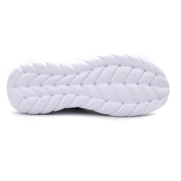 SPORTSCHUHE