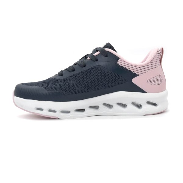 SPORTSCHUHE