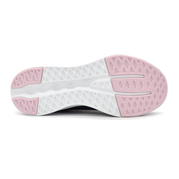 SPORTSCHUHE