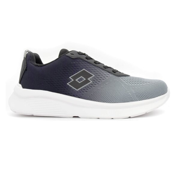 SPORTSCHUHE