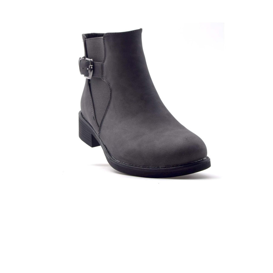 ANKLE BOOTS8
