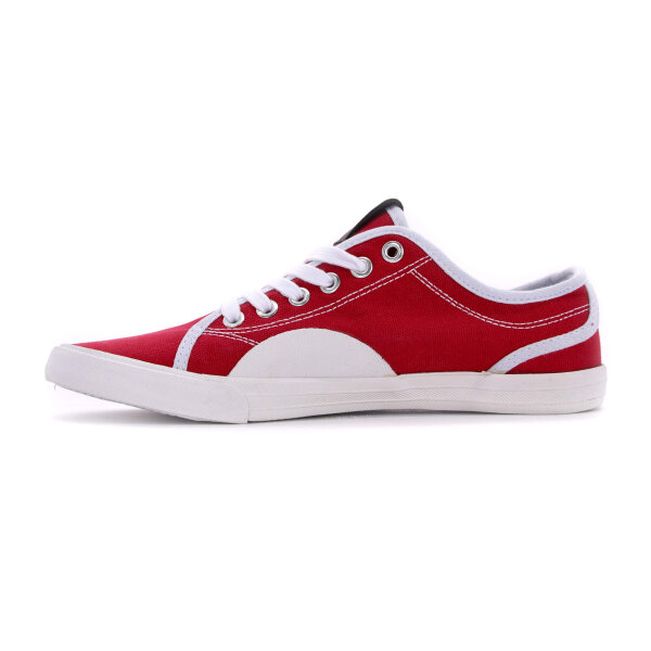 SPORTSCHUHE