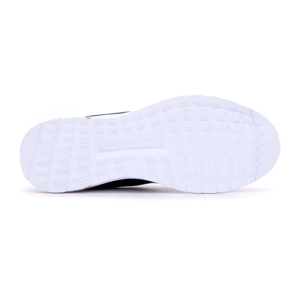 SPORTSCHUHE