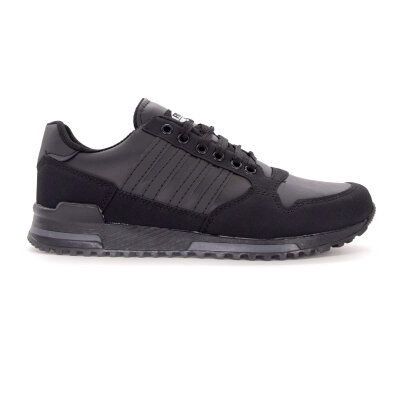SPORTSCHUHE