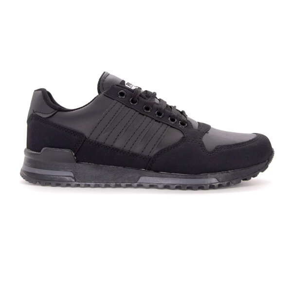 SPORTSCHUHE