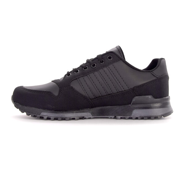 SPORTSCHUHE