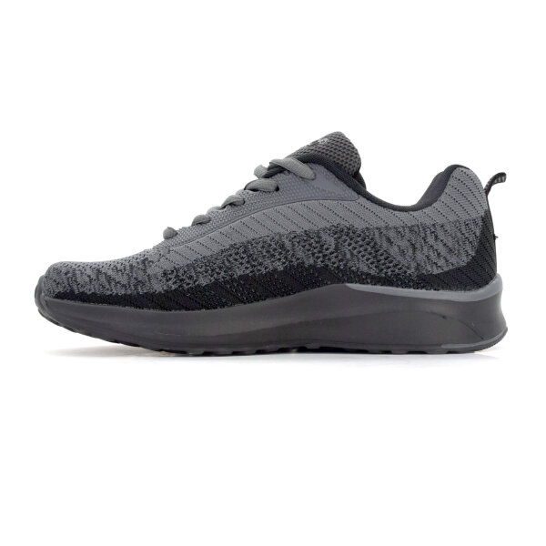 SPORTSCHUHE