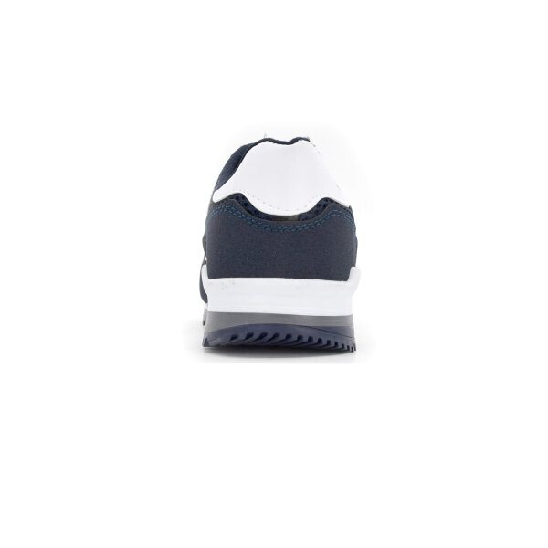 SPORTSCHUHE