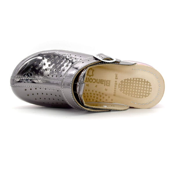 CLOGS MIT KISSEN