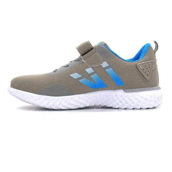 SPORTSCHUHE